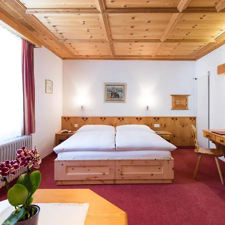 Chesa Languard Готель 3*