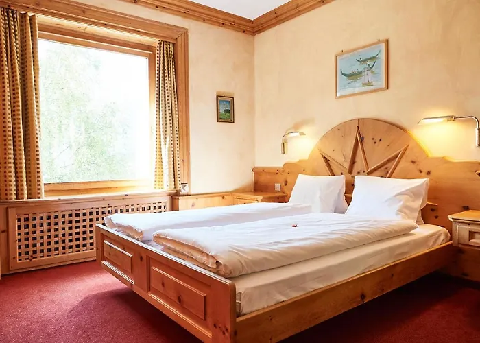 Отель Chesa Languard 3*